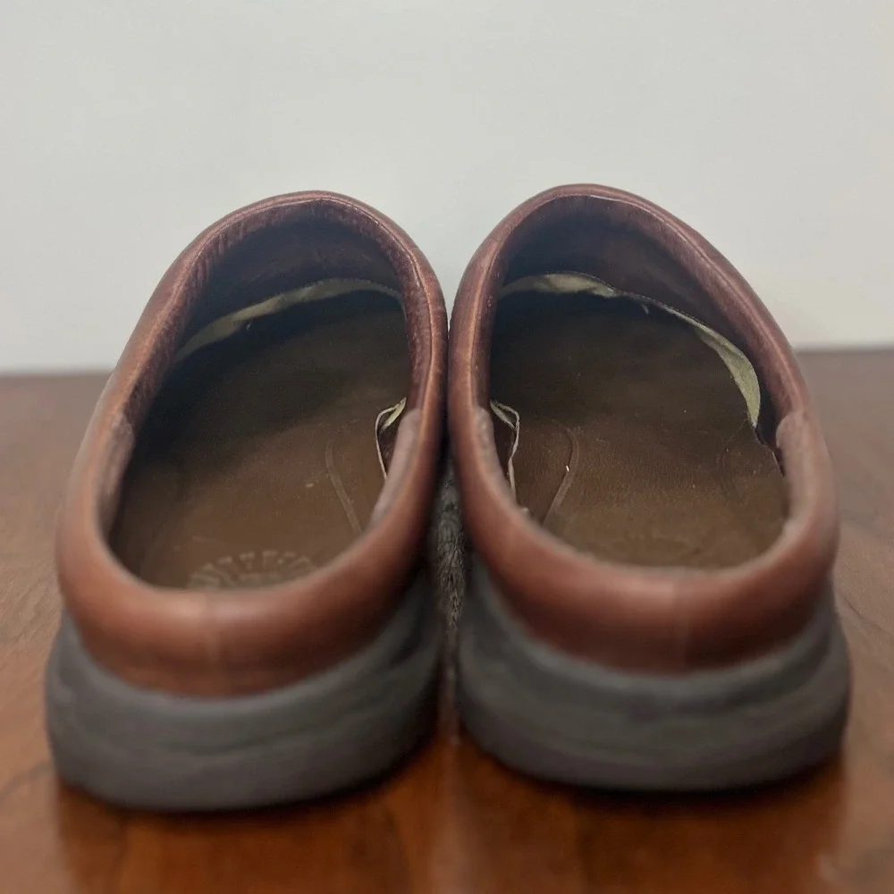 UGG Leather Clogs Mules Brown Slip On Shoes Men's Size 9.5 Comfort Fit